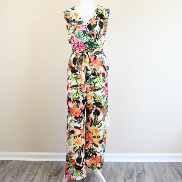 venus jumpsuit in floral print